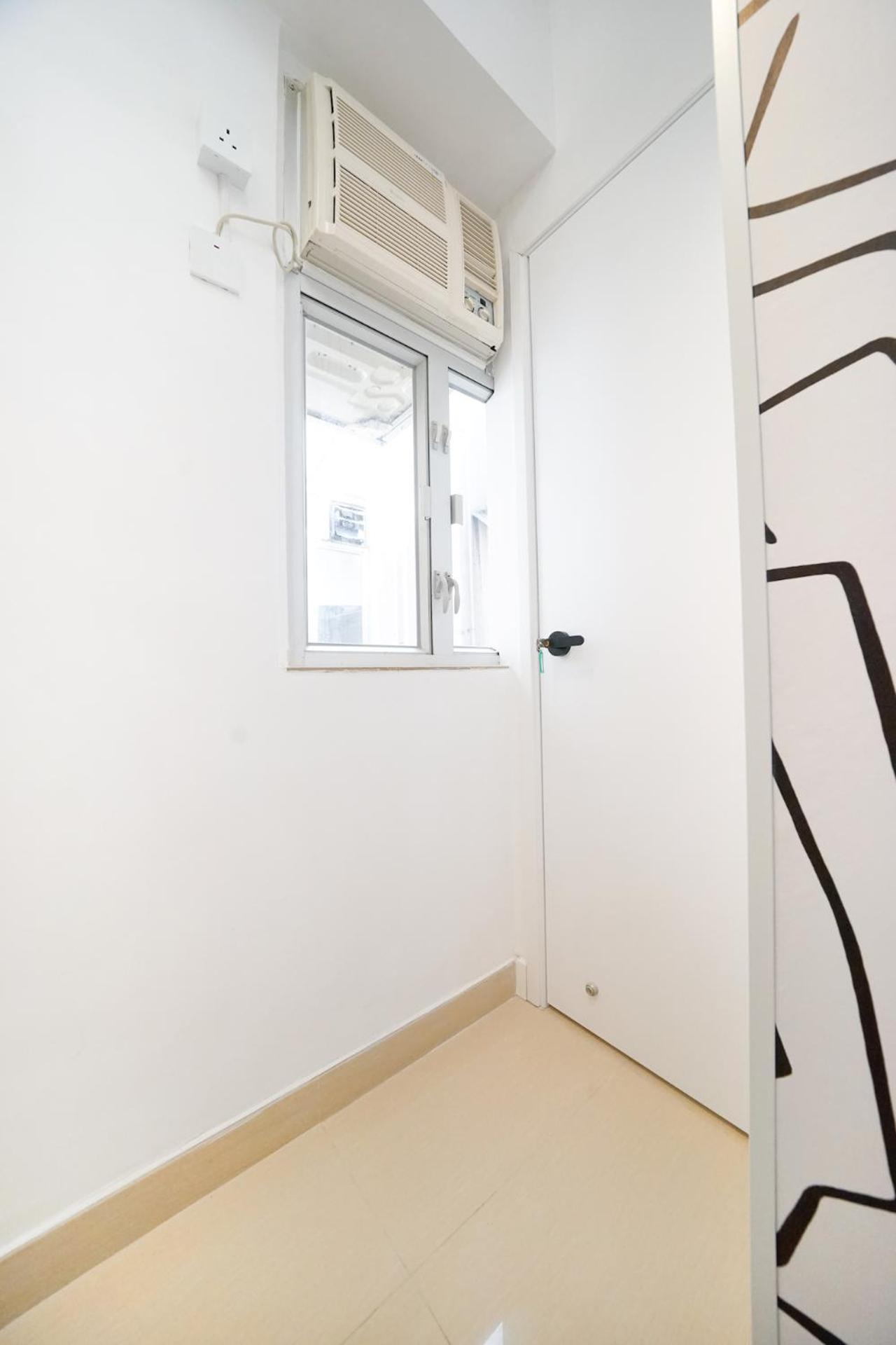Student Accommodation - 294 Hennessy Road 香港 外观 照片